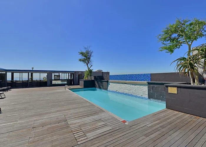 2Bdr Apartment Close To V&A Waterfront - Apt209
