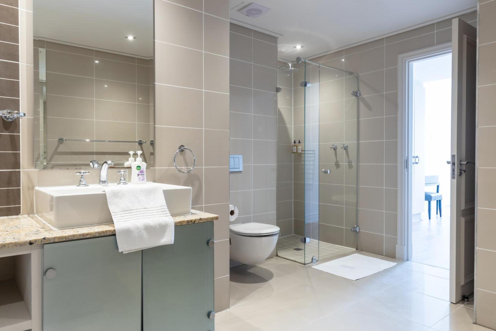 2bdr Close To V&a Waterfront - Apt621 Apartamento *